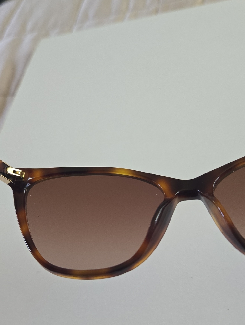CLEARANCE Longchamp Cat eye Tortoiseshell Sunglasses - Picture 10 of 16